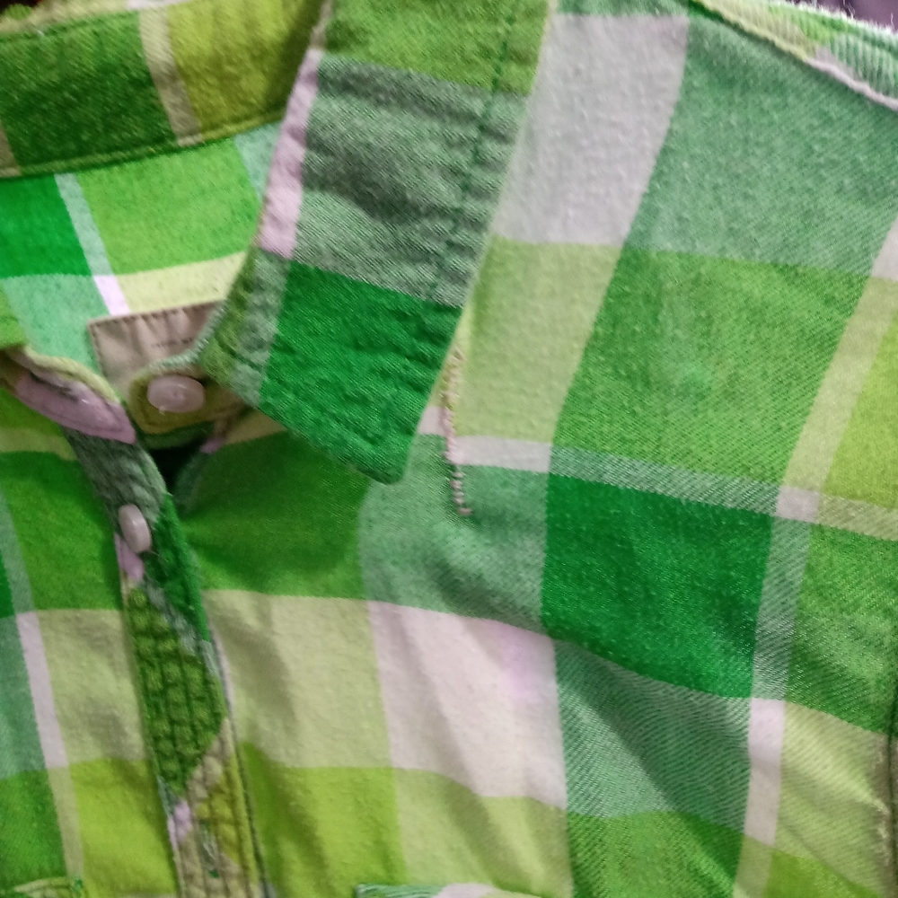 Shirt - Picture 2 of 3